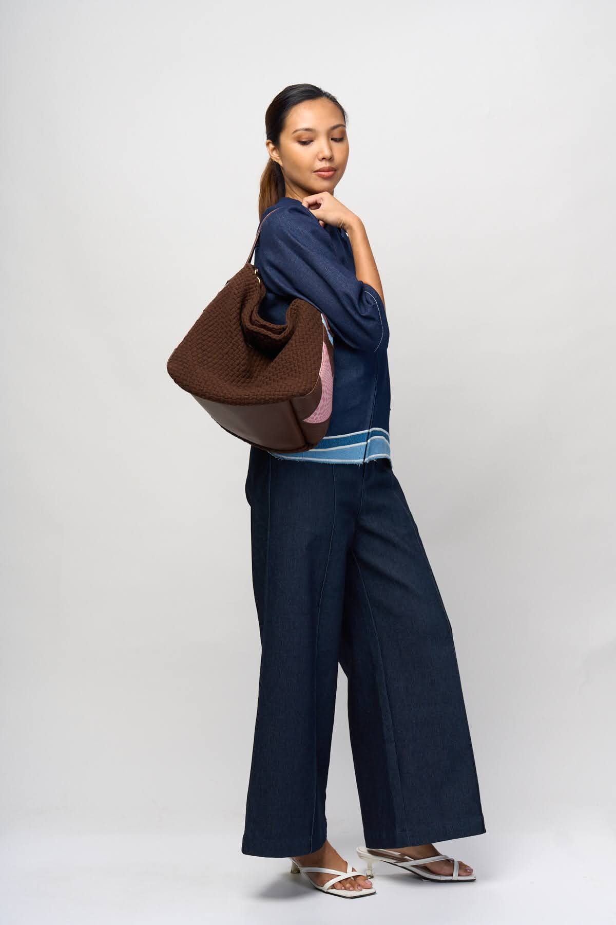 [Ready Today] Buslo Medley Light blue & red, medium brown leather Fashion Rags2Riches