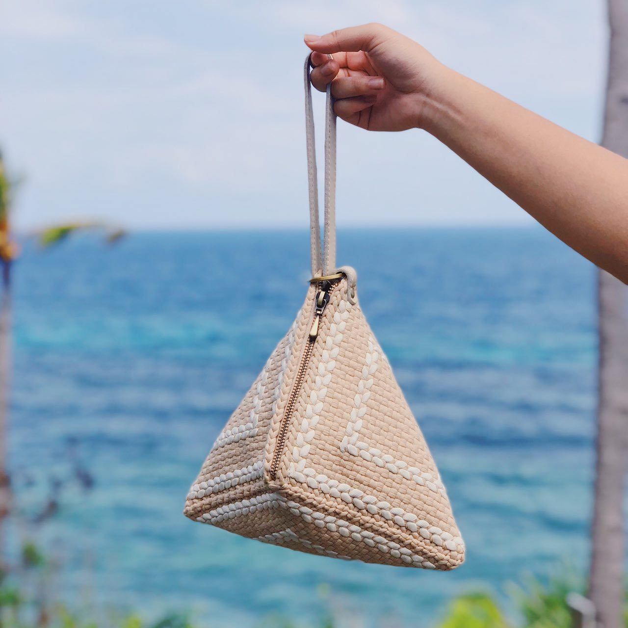 Pusô Bag Beige Monochrome Fashion Rags2Riches
