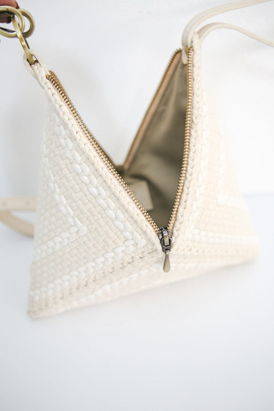Pusô Beige Monochrome Fashion Rags2Riches